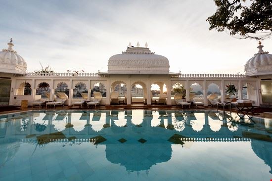 Lake Palace Udaipur Andrey Bayda / Shutterstock.com Andrey Bayda / Shutterstock.com