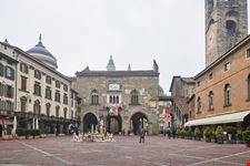 bergamo piazza vecchia