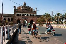 lucknow rumi darwaza