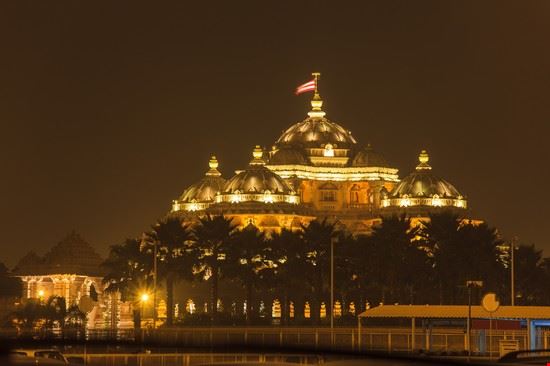 Swaminarayan Akshardham Delhi takepicsforfun - Shutterstock takepicsforfun