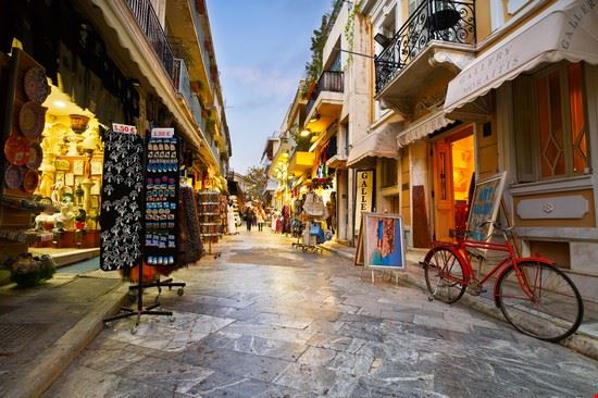 La Plaka Atene Milan Gonda / Shutterstock.com Milan Gonda / Shutterstock.com