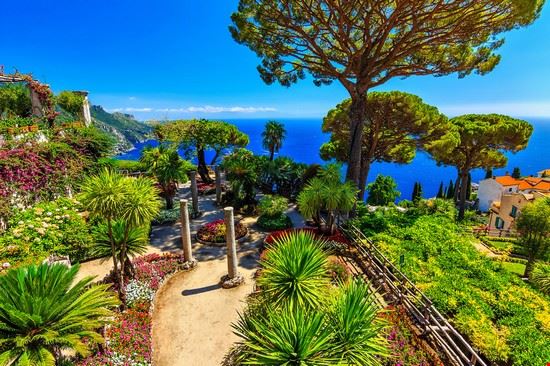 Villa Rufolo Ravello Gaspar Janos - Shutterstock Gaspar Janos
