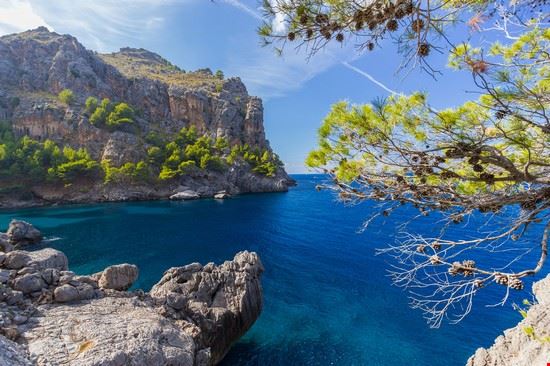 Baia di Sa Calobra - mffoto - mffoto - Shutterstock