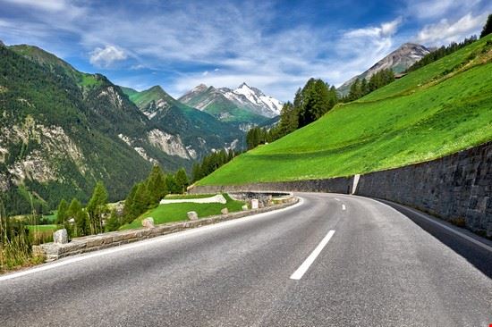 Grossglockner  - Razvan Ionut Dragomirescu - Razvan Ionut Dragomirescu - Shutterstock