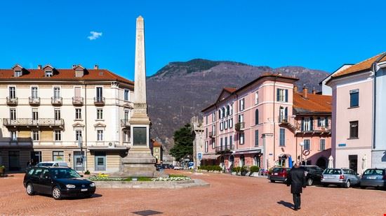 Una città da conoscere Bellinzona Anton_Ivanov / Shutterstock.com Anton_Ivanov / Shutterstock.com