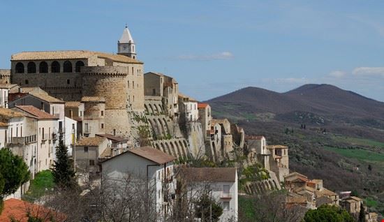  Civitacampomarano Cenz07 - Shutterstock Cenz07