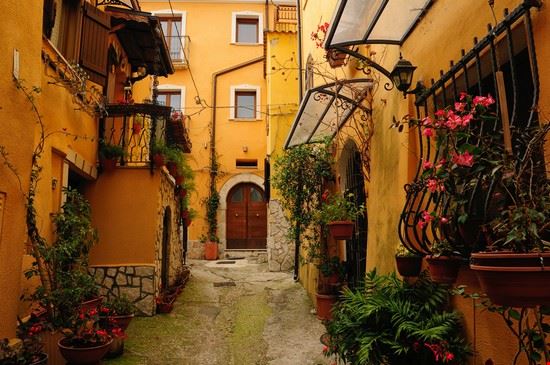  Venafro Cenz07 - Shutterstock Cenz07