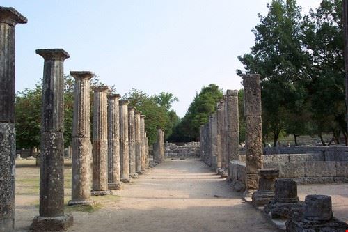 Olimpia. Il luogo del culto greco Olimpia Shutterstock 