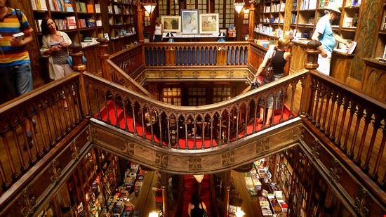 Livraria Lello  Porto A wandering minstrel - CC BY 2.0 A wandering minstrel