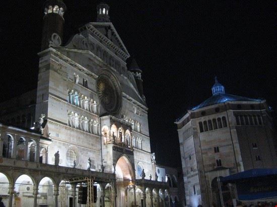 piazza del duomo Cremona Francesco - CC BY 2.0 Francesco