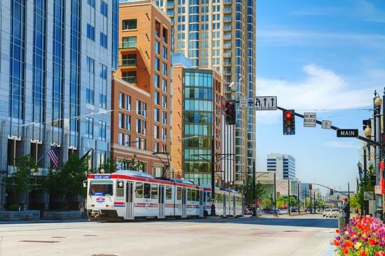  Salt Lake City photo.ua / Shutterstock.com photo.ua / Shutterstock.com