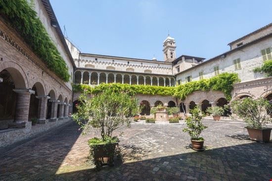Basilica di San Nicola Tolentino Claudio Giovanni Colombo / Shutterstock.com Claudio Giovanni Colombo / Shutterstock.com