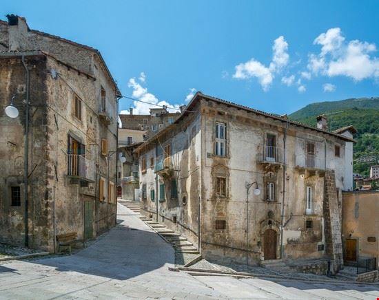 Borgo antico Borgo antico Stefval - Shutterstock Stefval
