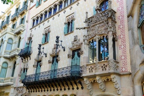 Eixample Barcellona jiawangkun - Shutterstock jiawangkun