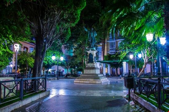 Plaza de Candelaria - pavel dudek - pavel dudek - Shutterstock