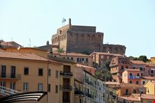 fortezza spagnola a porto santo stefano