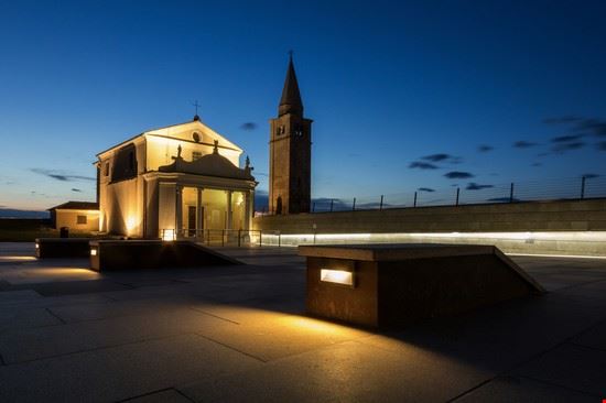 Santuario della Madonna dell'Angelo Caorle Jacopo Costantini - Shutterstock Jacopo Costantini