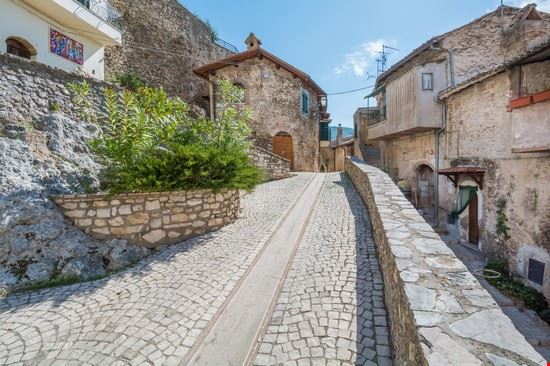  Roccantica Stefval - Shutterstock Stefval