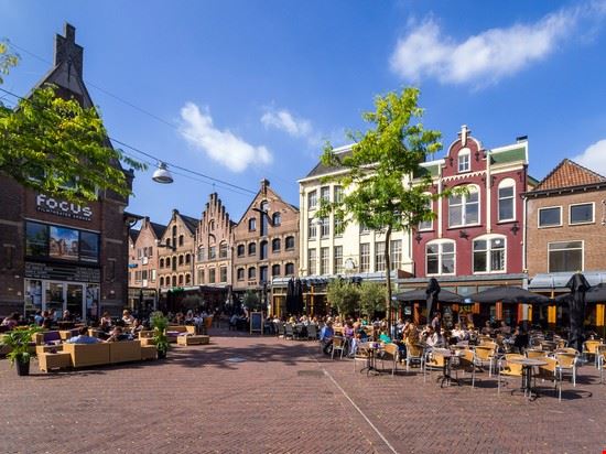 Arnhem www.hollandfoto.net / Shutterstock.com www.hollandfoto.net / Shutterstock.com