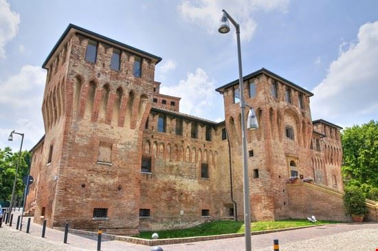 Rocca di Cento Cento Mi.Ti. - Shutterstock Mi.Ti.