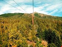 Ascención en teleférico al Cerro Otto, Bariloche, Argentina.
