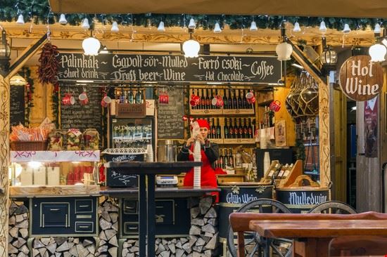 Mercatini di Natale Budapest posztos / Shutterstock.com posztos / Shutterstock.com