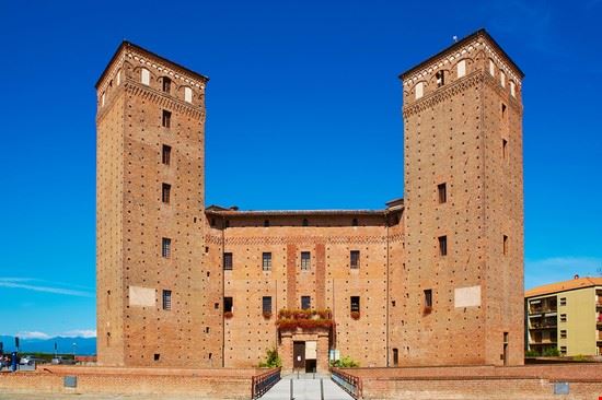  Fossano SARYMSAKOV ANDREY - Shutterstock SARYMSAKOV ANDREY