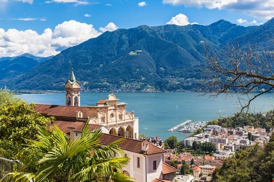Santuario della Madonna del Sasso Locarno Peter Stein - Shutterstock Peter Stein