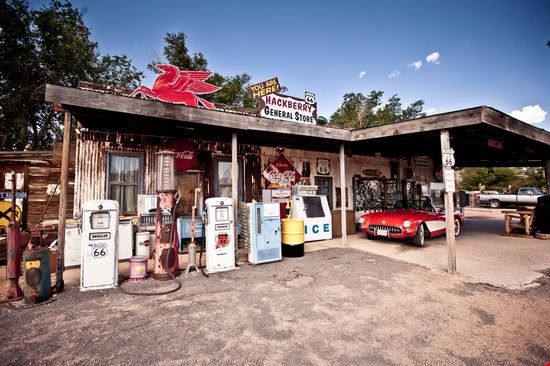 Route 66 Las Vegas Andrey Bayda / Shutterstock.com Andrey Bayda / Shutterstock.com
