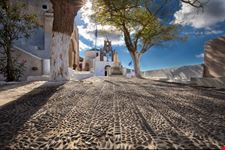 pyrgos santorini