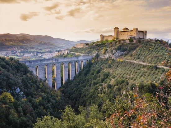 Ponte delle Torri - Ponte delle Torri - ScottYellox - ScottYellox - Shutterstock