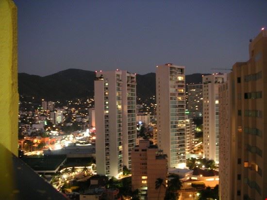  Acapulco Shutterstock.com - Shutterstock.com Shutterstock.com