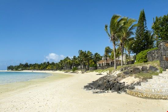  Belle Mare Myroslava @Shutterstock.com - Myroslava @Shutterstock.com Myroslava @Shutterstock.com