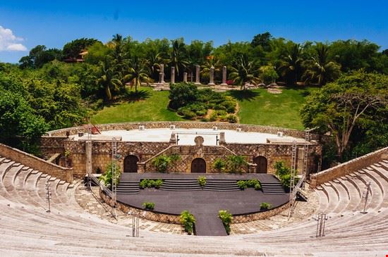  La Romana Andrii_K - Shutterstock Andrii_K