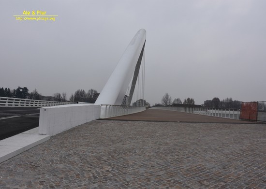 Nuovo ponte Meier (arch. Richard Meier)