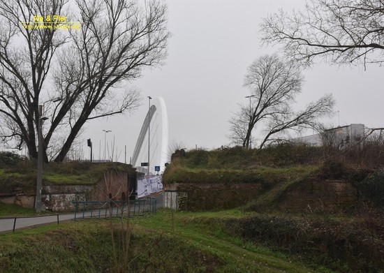 Nuovo ponte Meier (arch. Richard Meier) dalla Cittadella