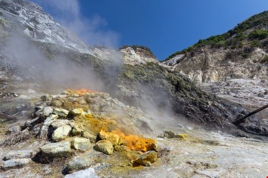 Solfatara Pozzuoli Peter Schwarz - Shutterstock Peter Schwarz