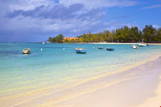  Belle Mare Robert Mandel - Shutterstock Robert Mandel