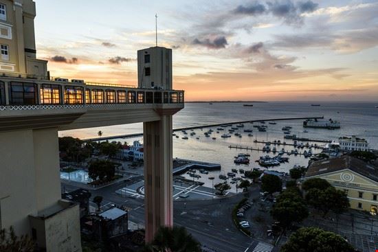  Salvador de Bahia vitormarigo - Shutterstock vitormarigo