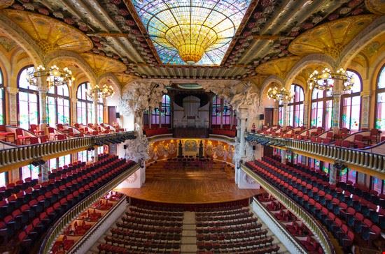 Palau de la Musica Catalana Barcellona CCat82 / Shutterstock, Inc. CCat82 / Shutterstock, Inc.