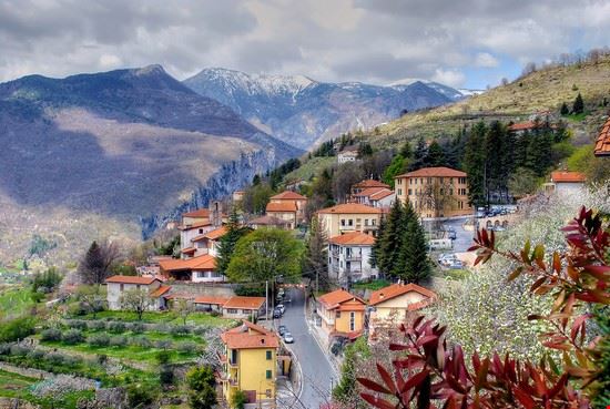 Il Paese delle streghe Triora maudanros - Shutterstock maudanros