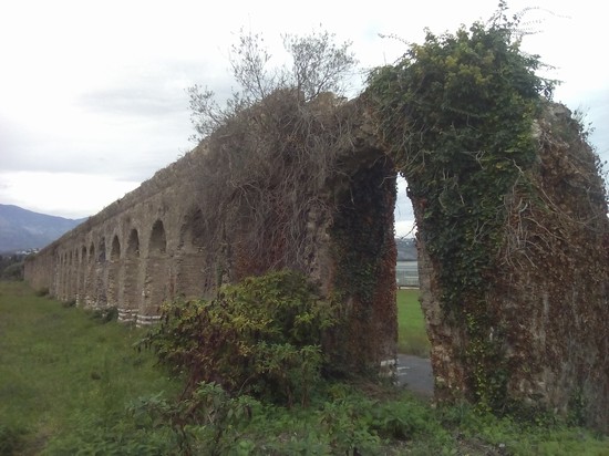 Acquedotto  romano di Minturnae
