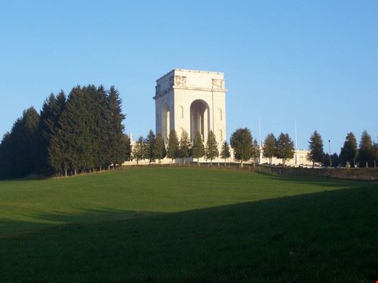  Asiago Zavijavah - CC BY SA 3.0 Zavijavah