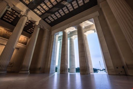 Lincoln Memorial Washington Life In Pixels - Shutterstock Life In Pixels