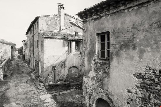 Toiano Palaia Marco Taliani de Marchio - Shutterstock Marco Taliani de Marchio