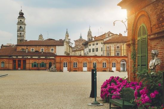Castello Di Racconigi - Soprintendenza Per I Beni Racconigi Emena - Shutterstock Emena