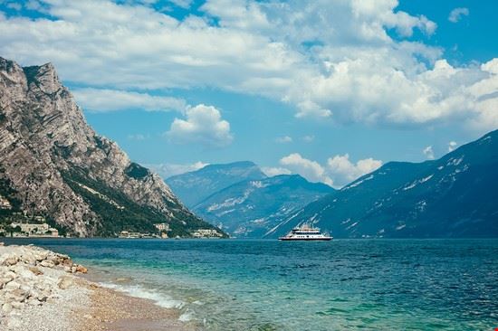  Sirmione Shutterstock 