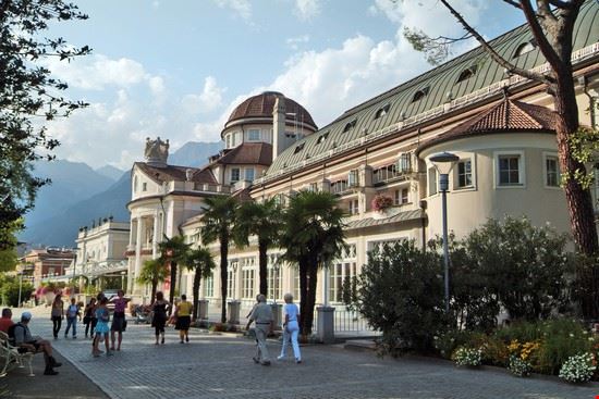  Meran fritz16 / Shutterstock, Inc. fritz16 / Shutterstock, Inc.