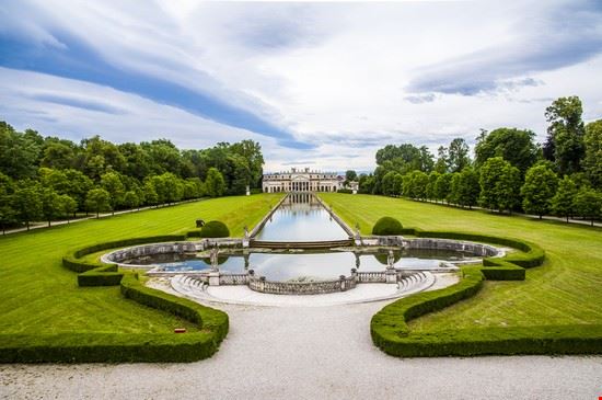 Villa Pisani  Padova irina d'elena - Shutterstock irina d'elena