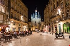 bordeaux porte cailhau